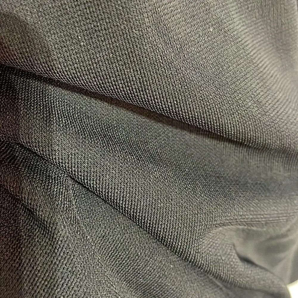 Kate Hill 1x black scoop neck tank with Top half of top lined in front/back euc